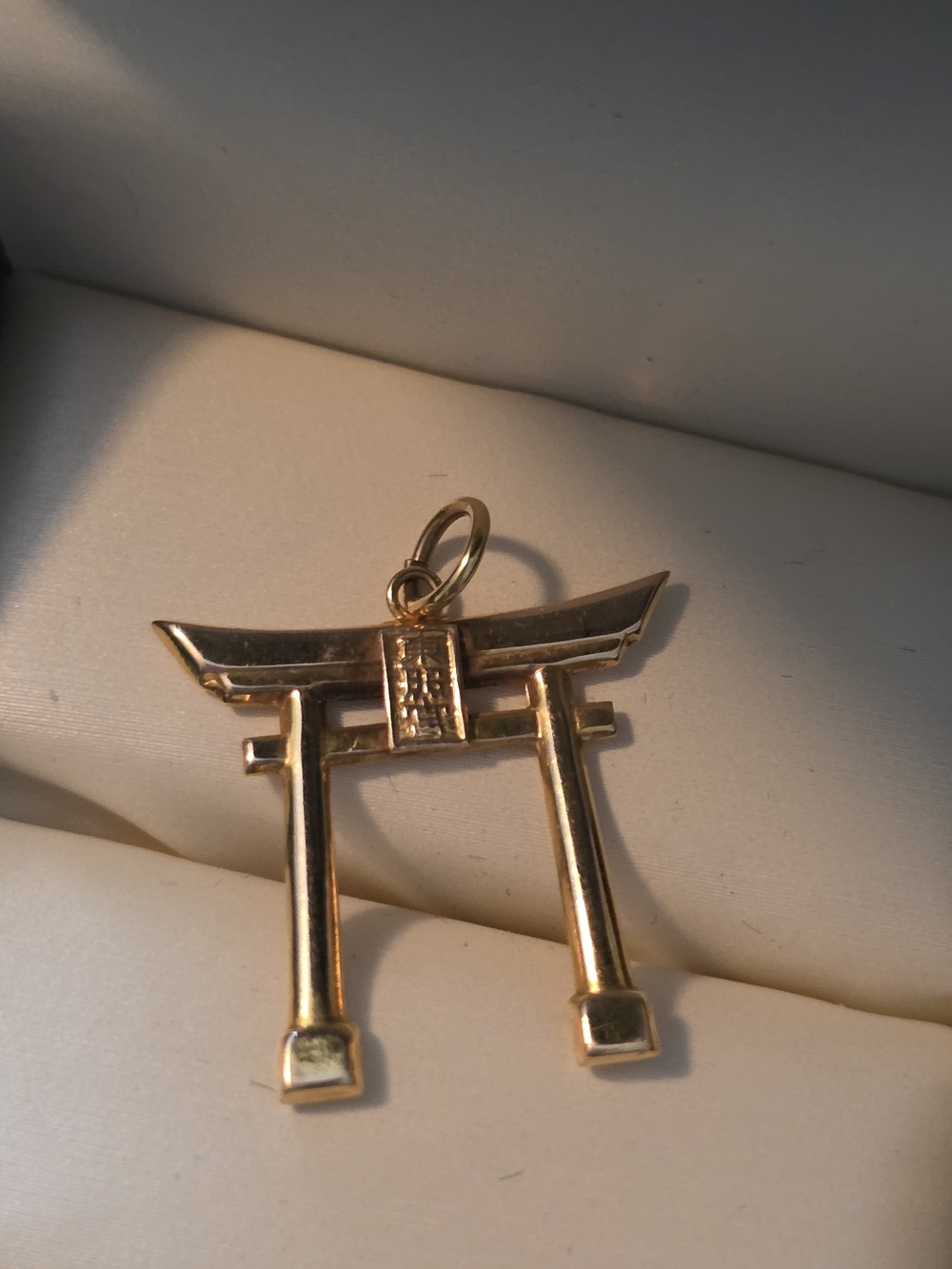 14kt Gold Pendant Charm